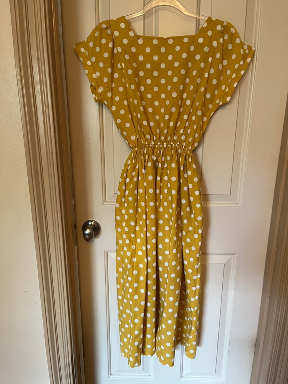 Yellow Polka Dot Midi Dress wit pockets